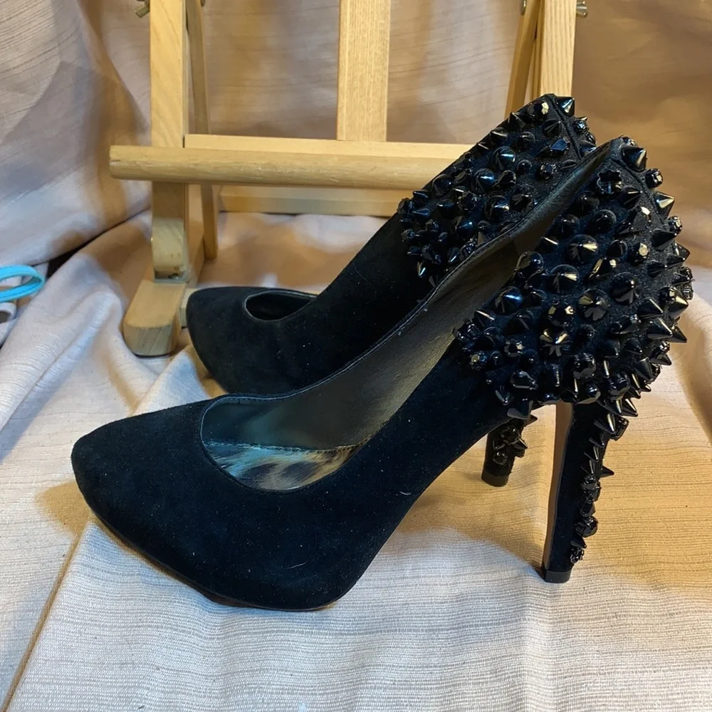 Sam Edelman almost NEW leather studded heels